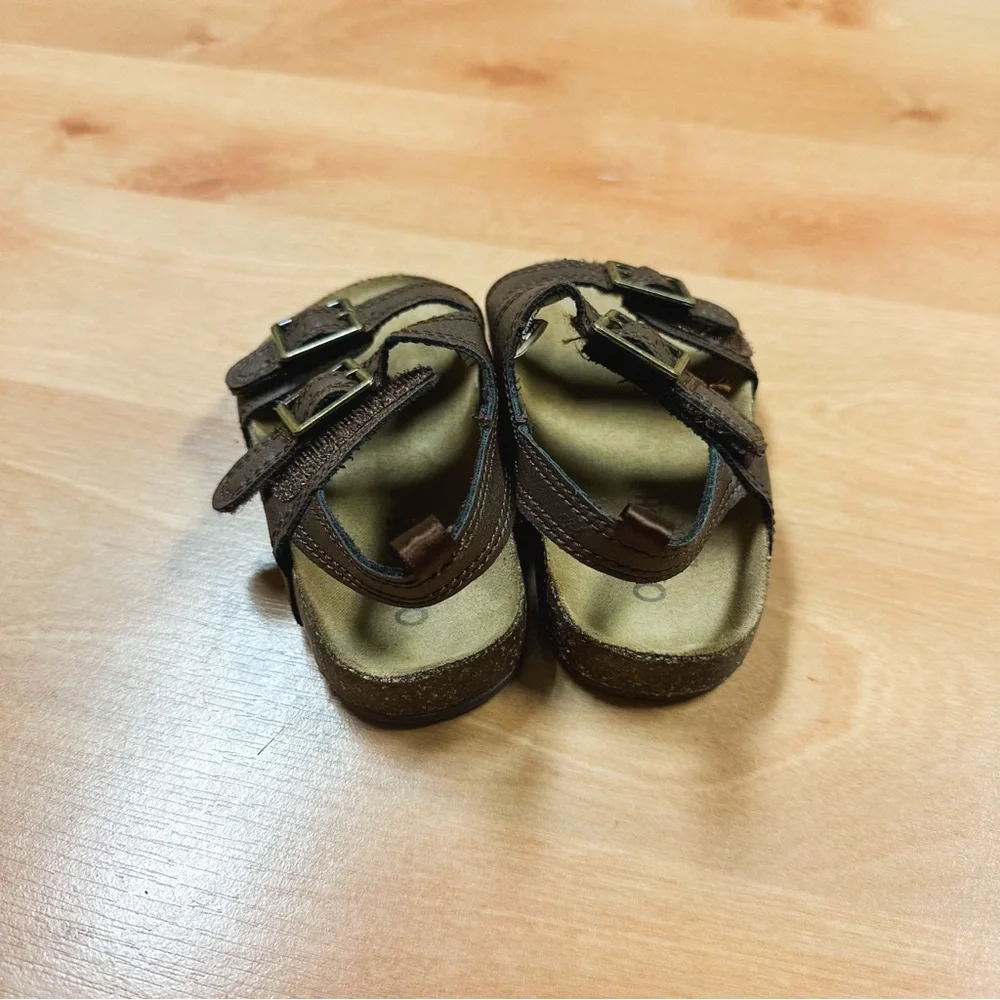 Oshkosh Brown Double Buckle Bruno Sandals Toddler Size 6
